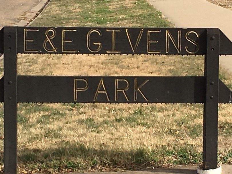 Wooden sign that reads E&E Givens Park