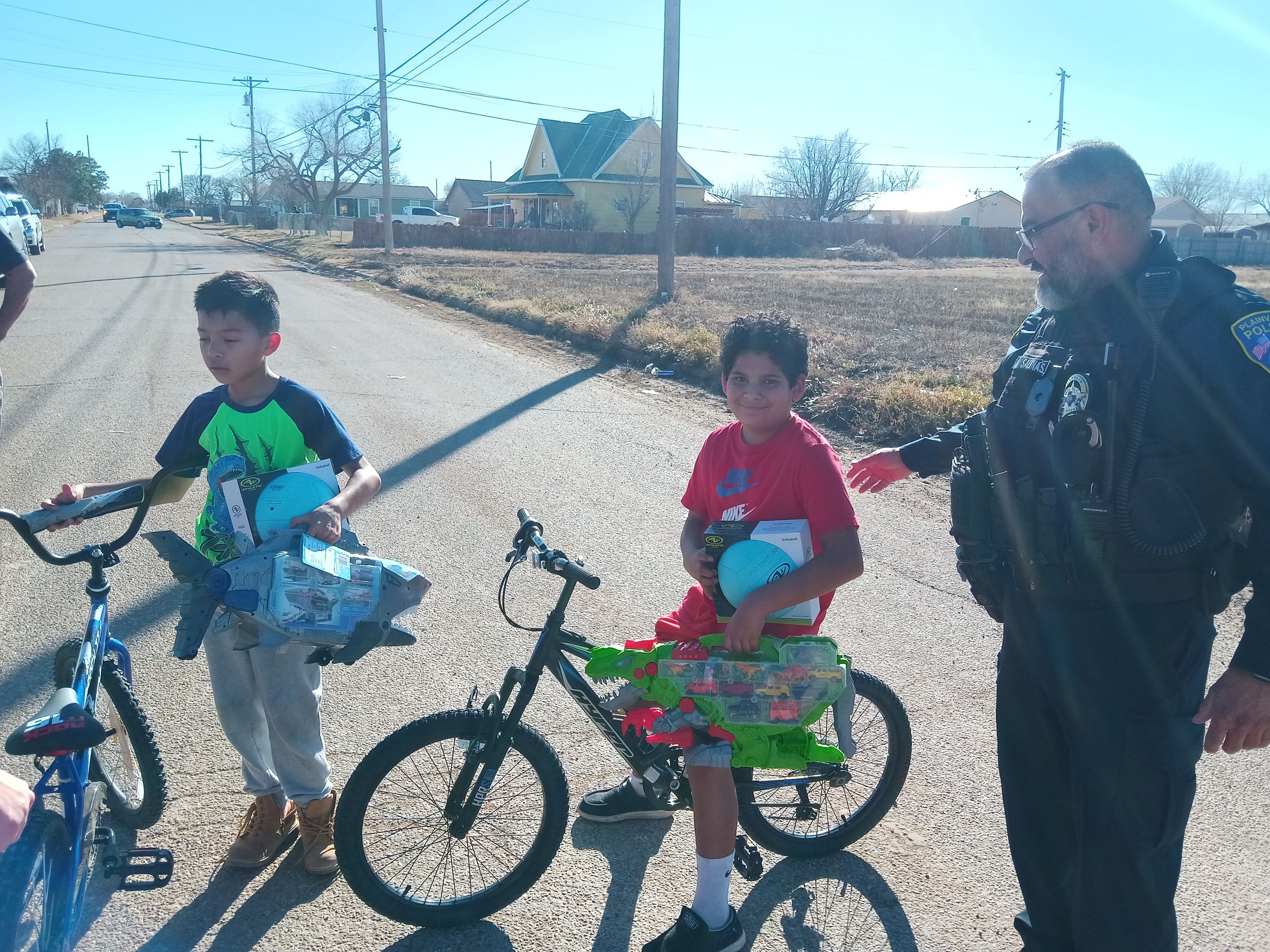 Cops and Kids Christmas  6