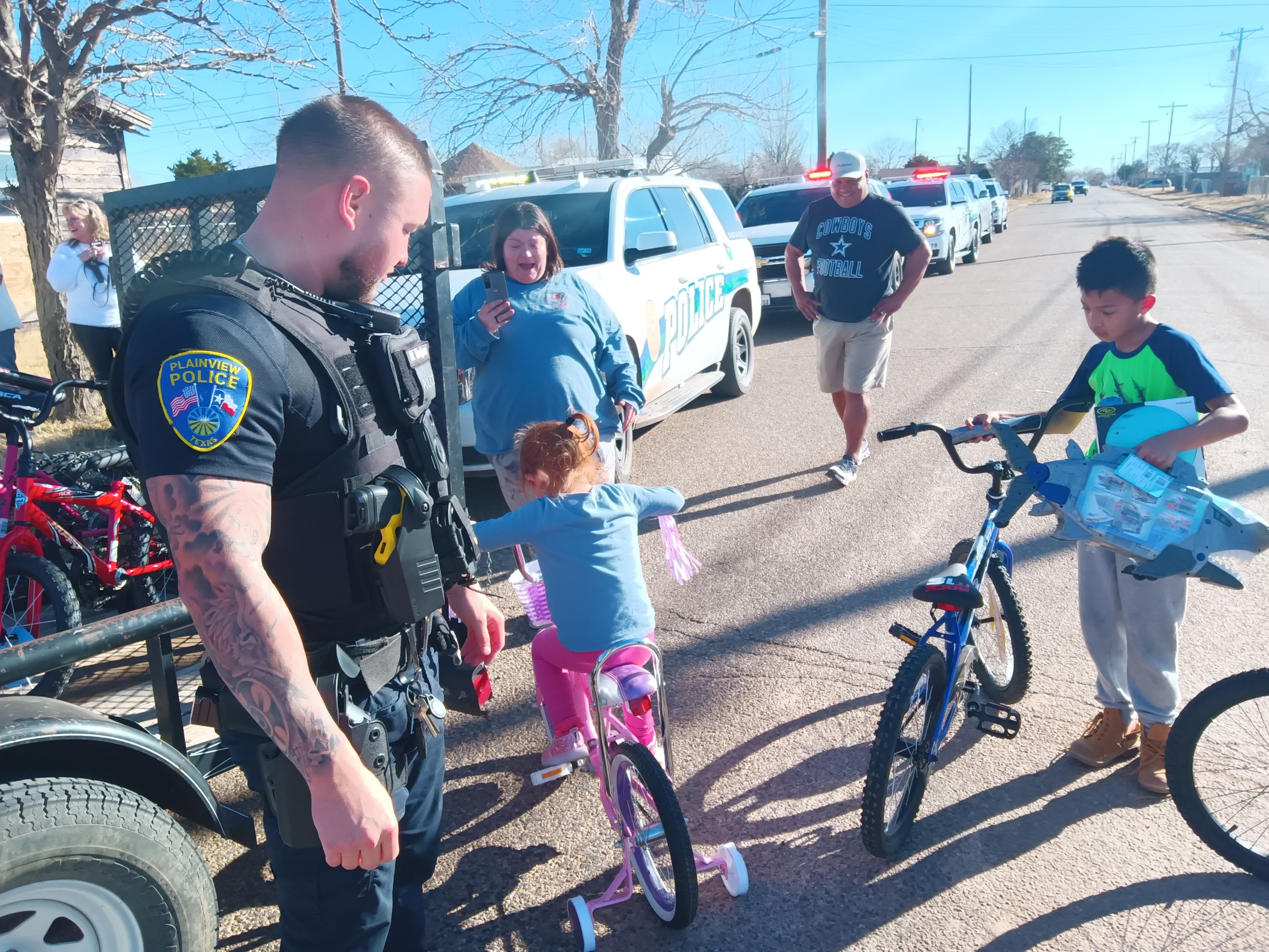 Cops and Kids Christmas 5