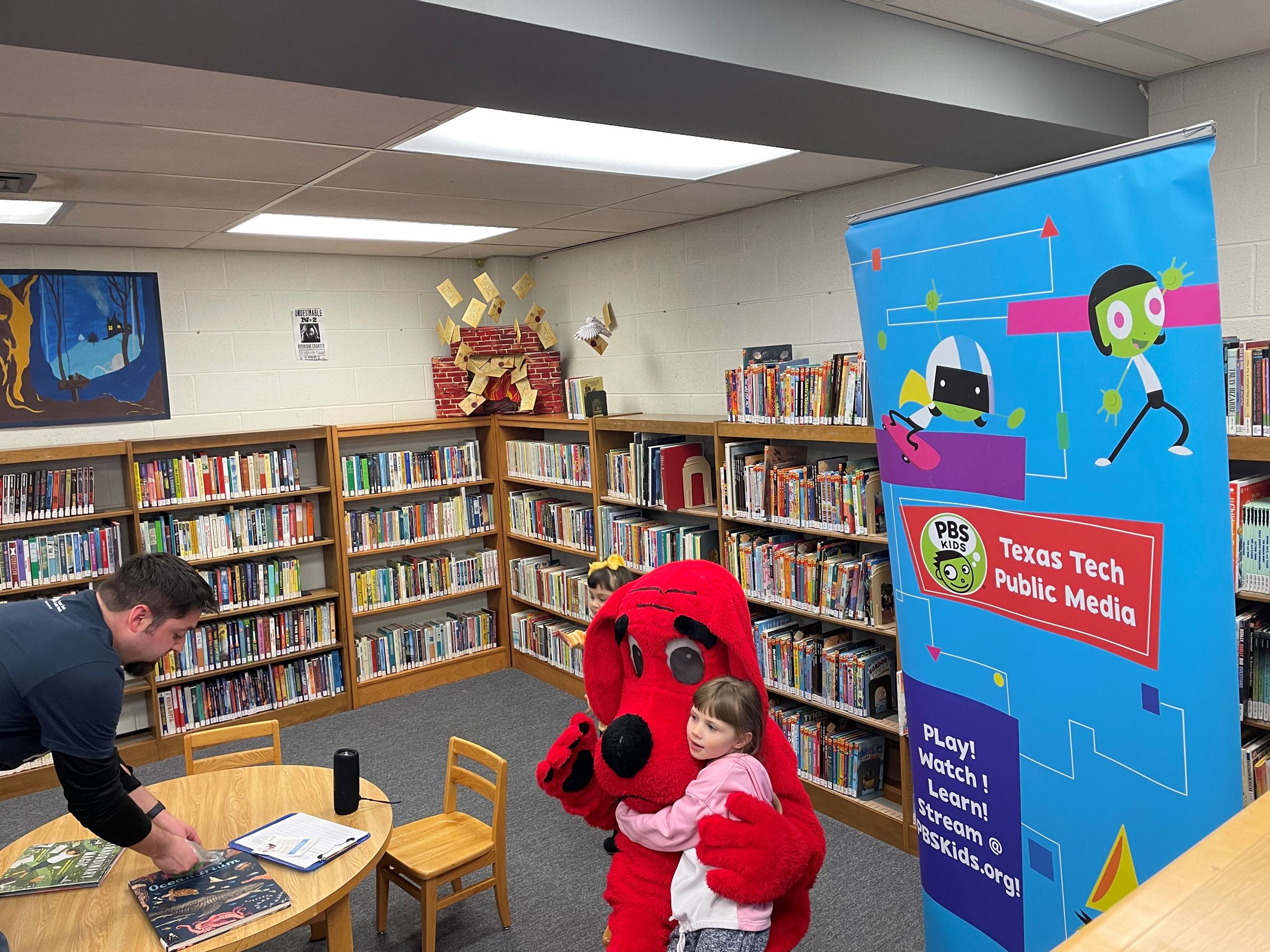 Unger Event - Clifford the Big Red Dog 17